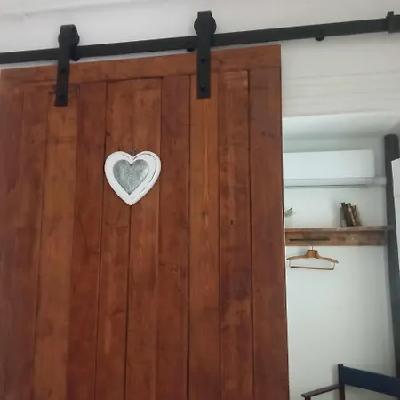 Hangulatos Kis Lakas A Belvaroshoz Koezel Apartman Szeged