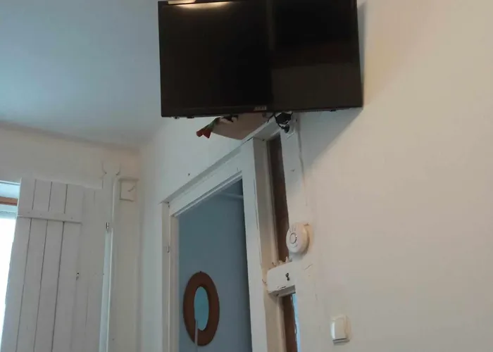 Hangulatos Kis Lakas A Belvaroshoz Koezel Apartament *