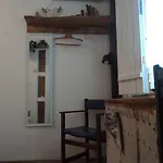 Hangulatos Kis Lakas A Belvaroshoz Koezel Lägenhet *