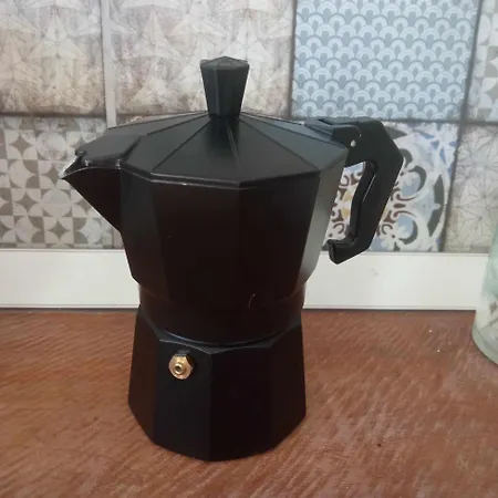 شقة Hangulatos Kis Lakas A Belvaroshoz Koezel