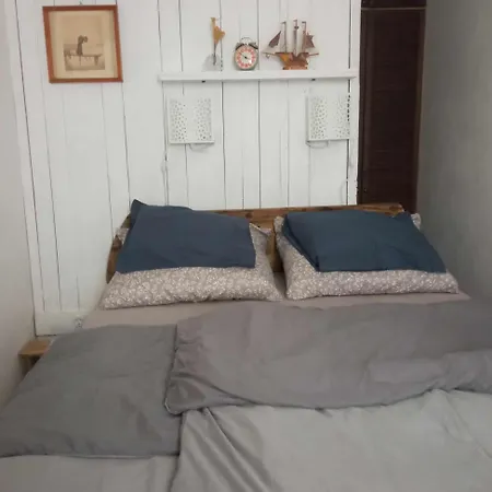 Hangulatos Kis Lakas A Belvaroshoz Koezel Apartment *