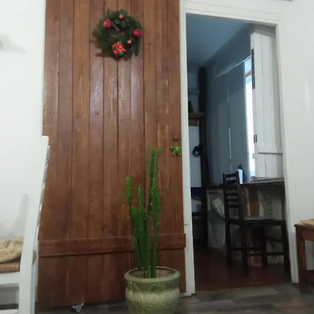 Apartament Hangulatos Kis Lakas A Belvaroshoz Koezel